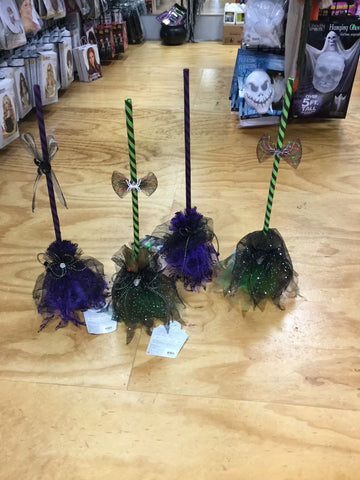 Shaking Broom Assortment